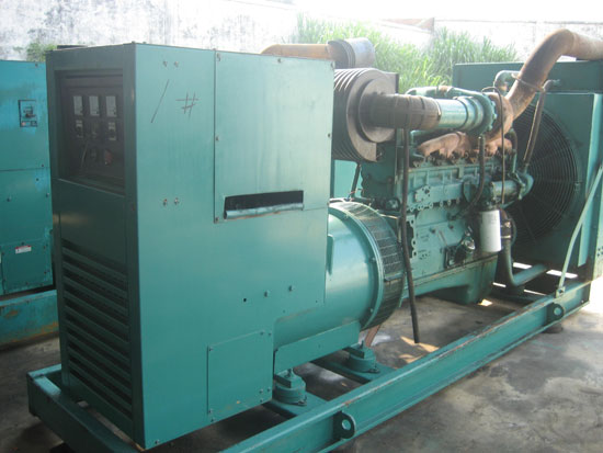 浈江租赁发电机- 发电机碳刷磨损的原因是什么