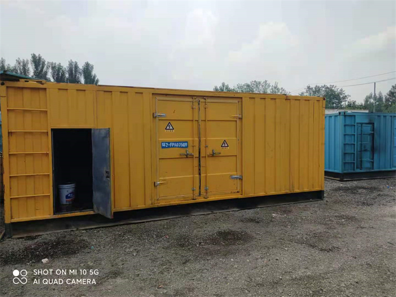 浈江200KW柴油发电机组需要配备什么型号的电缆线？