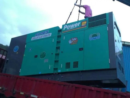 浈江柴油发电机组转速不稳定时，如何对发动机进行维护？