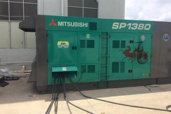 浈江为什么有些柴油发电机组的输出电压可以调节？