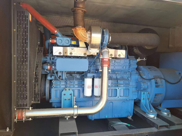 浈江燃油消耗率与进气温度的具体关系是什么？