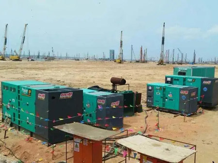 浈江如何检查和清洗空气滤清器？