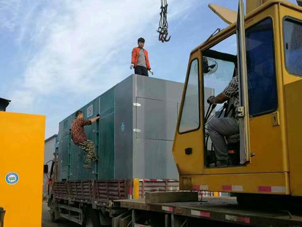 浈江更换水冷式机油散热器密封件的操作流程是怎样的？